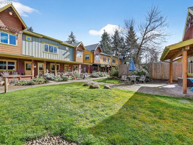 5870 Ne MASON St 9, Portland, OR 97218