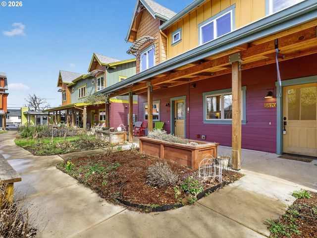 5870 Ne MASON St 9, Portland, OR 97218