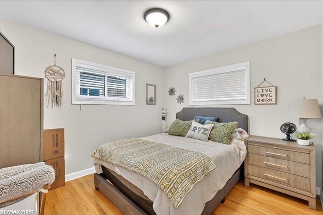 21025 Wakefield Street, Clinton Township, MI 48035