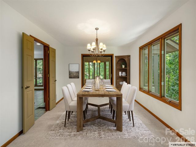 227 Estate Drive, Hendersonville, NC 28739