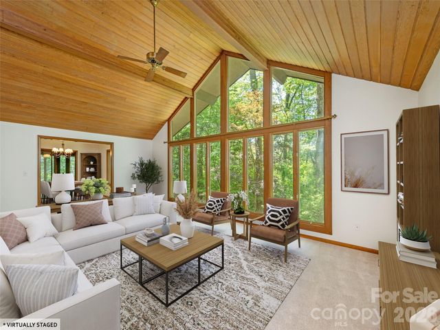 227 Estate Drive, Hendersonville, NC 28739