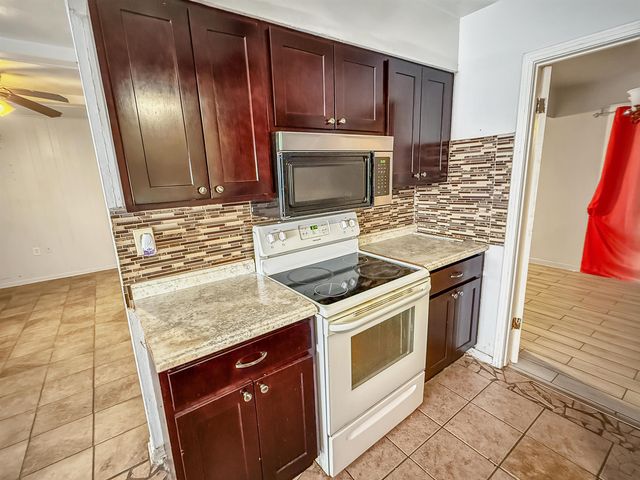 5209 YALE RD, Memphis, TN 38134