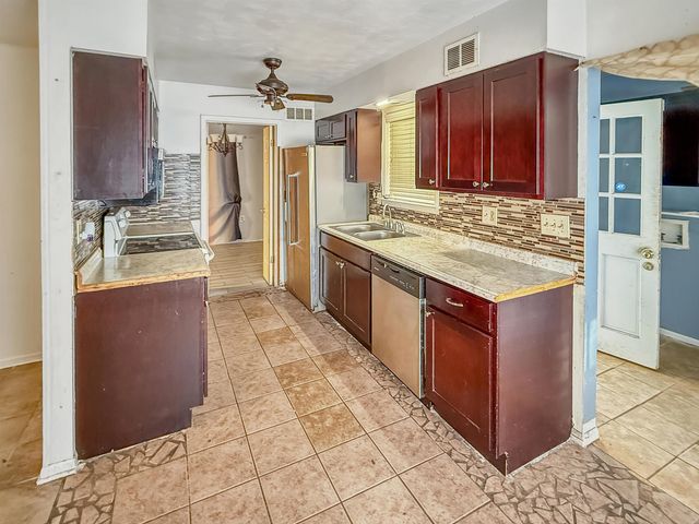 5209 YALE RD, Memphis, TN 38134