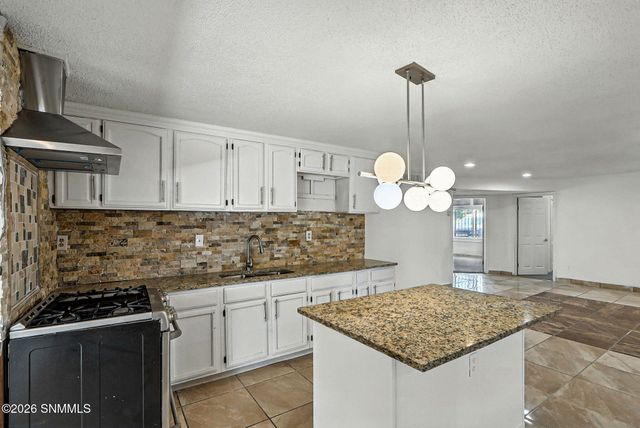 138 Boone Circle, Anthony, NM 88021