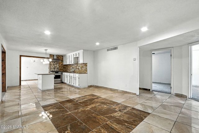 138 Boone Circle, Anthony, NM 88021