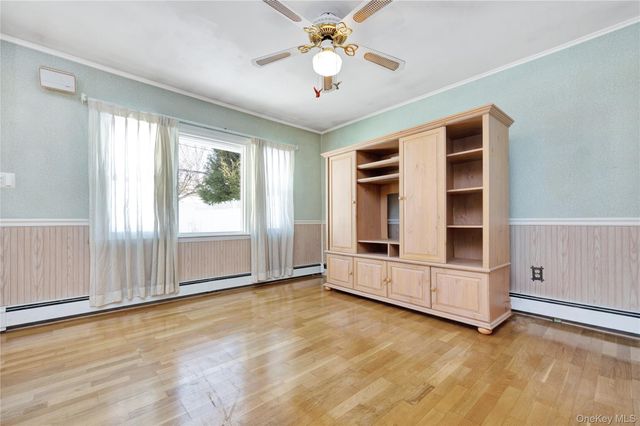 69 Cottonwood Lane, Westbury, NY 11590