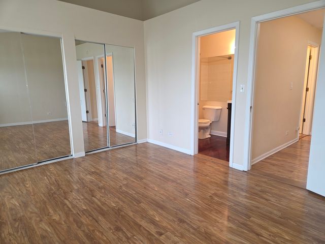 1115 Regency Court, Schaumburg, IL 60193