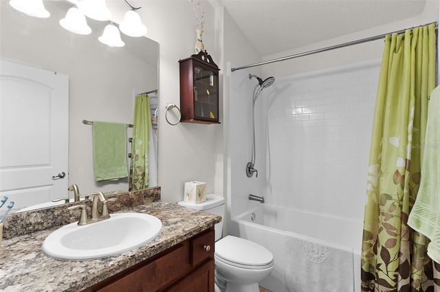 403 EDITH DRIVE, Fruitland Park, FL 34731