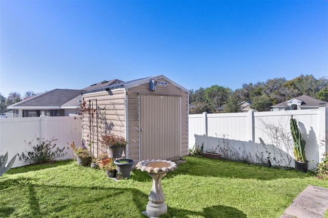 403 EDITH DRIVE, Fruitland Park, FL 34731