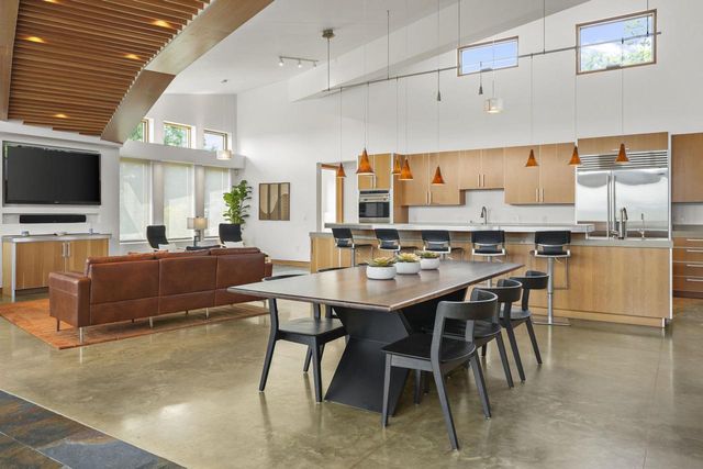 8680 Messerschmidt Drive, Verona, WI 53593