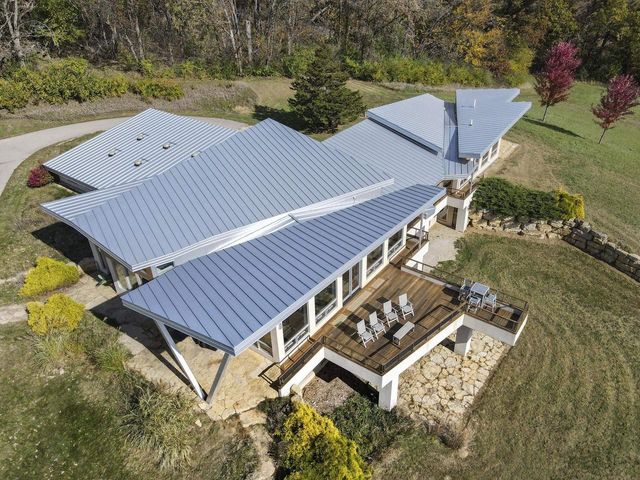 8680 Messerschmidt Drive, Verona, WI 53593