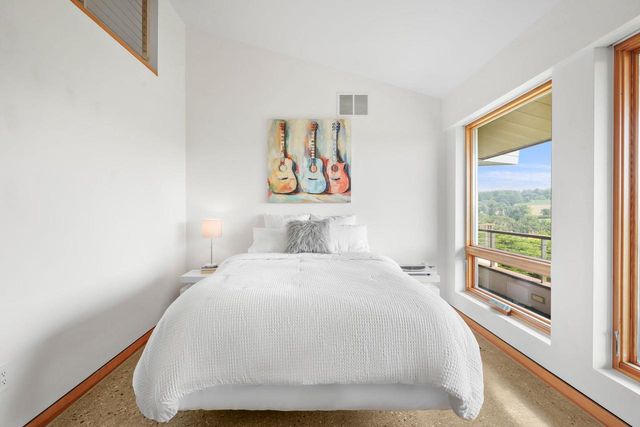 8680 Messerschmidt Drive, Verona, WI 53593