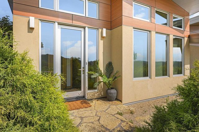 8680 Messerschmidt Drive, Verona, WI 53593