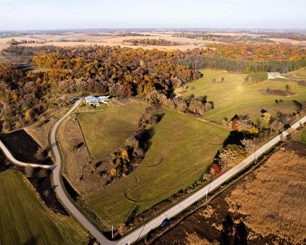 8680 Messerschmidt Drive, Verona, WI 53593