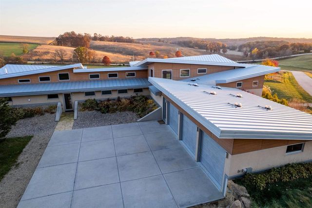 8680 Messerschmidt Drive, Verona, WI 53593