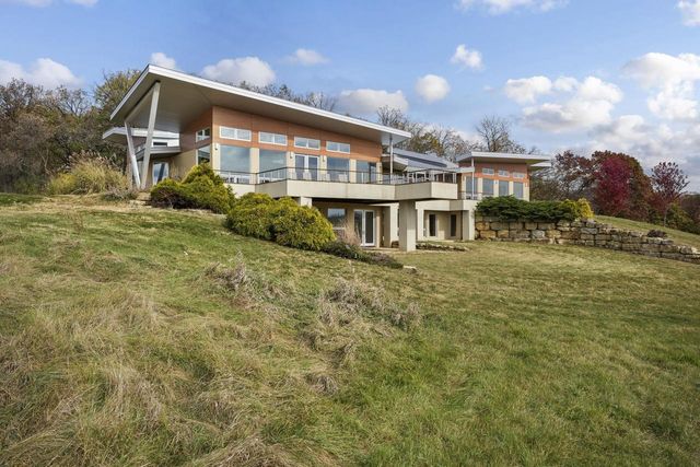 8680 Messerschmidt Drive, Verona, WI 53593