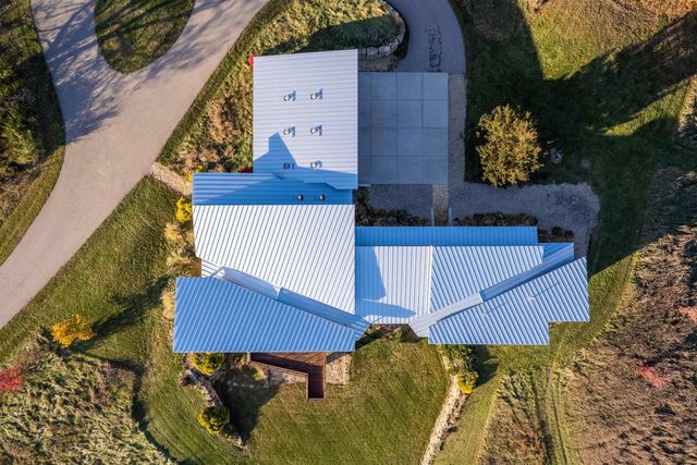 8680 Messerschmidt Drive, Verona, WI 53593