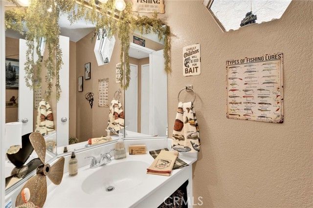 6519 Sonoma Avenue, Fontana, CA 92336