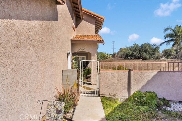 6519 Sonoma Avenue, Fontana, CA 92336