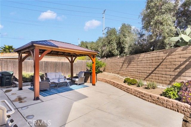 6519 Sonoma Avenue, Fontana, CA 92336