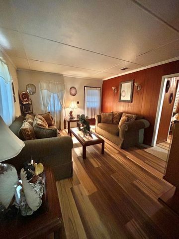 413 S 16th Avenue, Phenix City, AL 36869