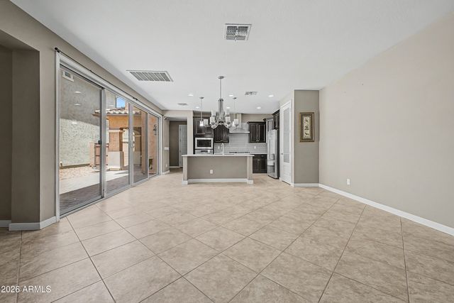 3707 E Perkinsville Street, Gilbert, AZ 85295