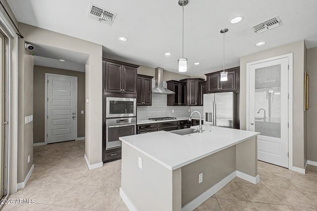 3707 E Perkinsville Street, Gilbert, AZ 85295