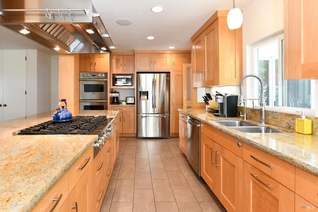 22 Monez Blvd, Napa, CA 94559