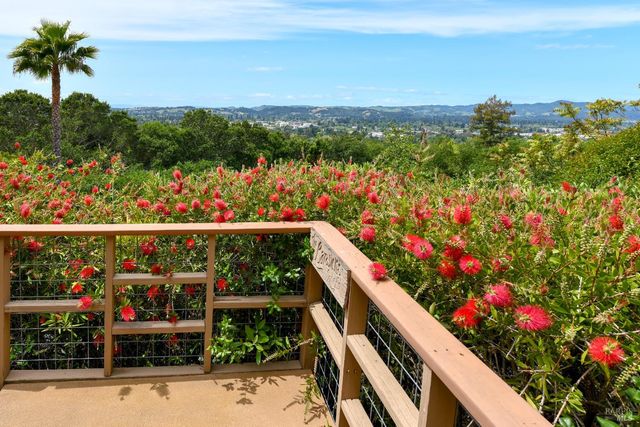 22 Monez Blvd, Napa, CA 94559