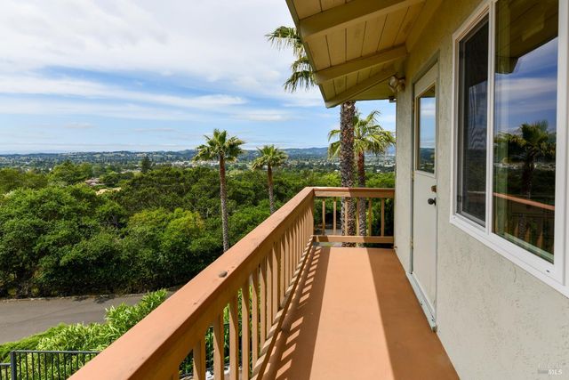 22 Monez Blvd, Napa, CA 94559