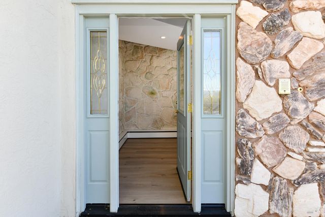 22 Monez Blvd, Napa, CA 94559