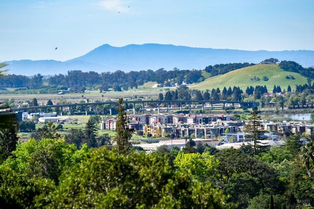 22 Monez Blvd, Napa, CA 94559