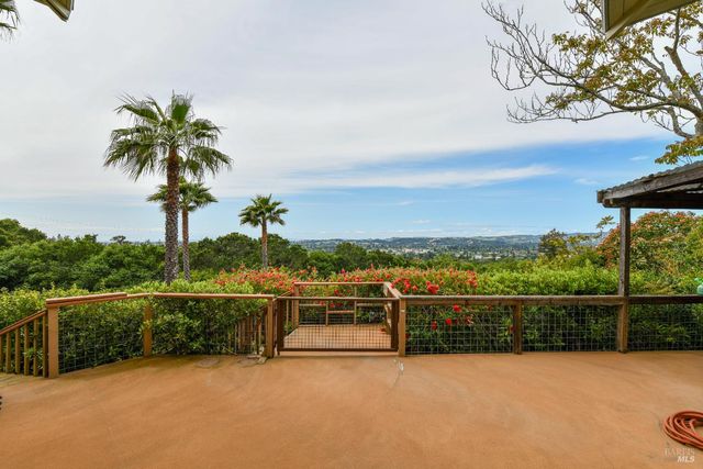 22 Monez Blvd, Napa, CA 94559