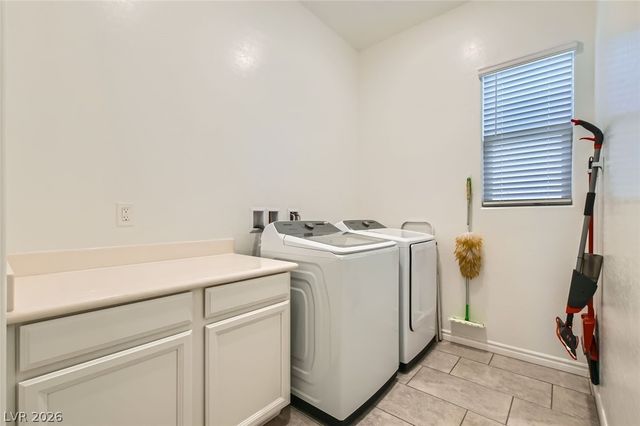 498 Pebble Run Avenue, Henderson, NV 89011