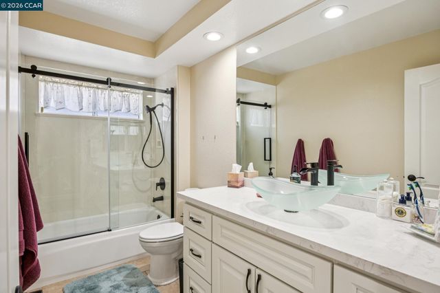 612 Clear Lake St, Danville, CA 94506