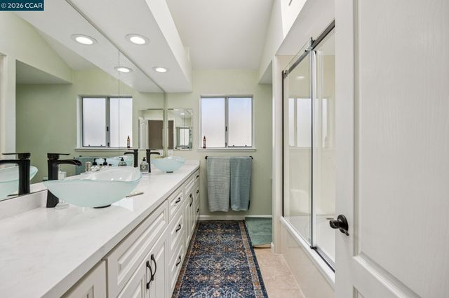 612 Clear Lake St, Danville, CA 94506