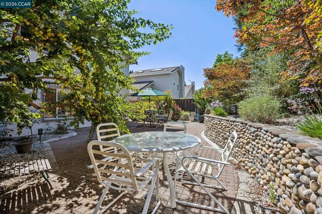 612 Clear Lake St, Danville, CA 94506