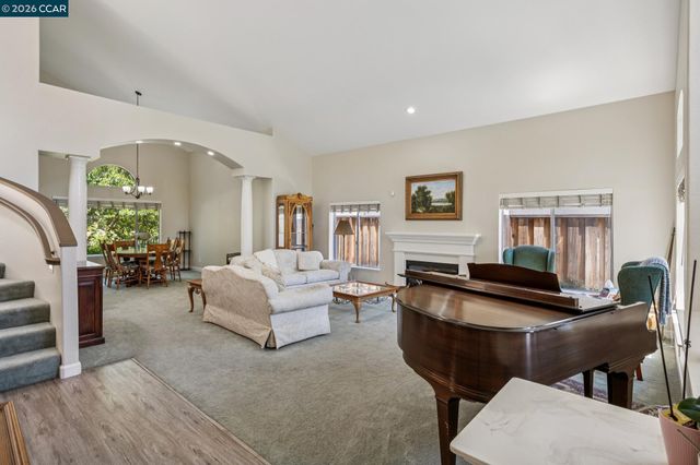 612 Clear Lake St, Danville, CA 94506