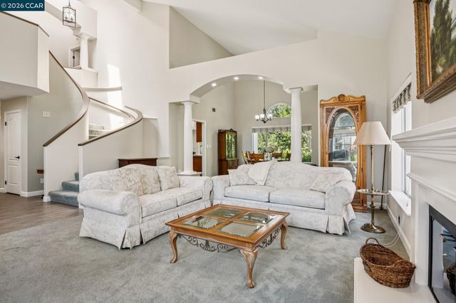 612 Clear Lake St, Danville, CA 94506