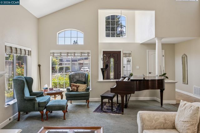 612 Clear Lake St, Danville, CA 94506