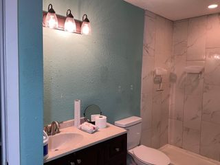 7600 Emmett F Lowry Expressway 706, Texas City, TX 77591