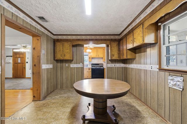 13 Crawford Avenue, Aiken, SC 29801