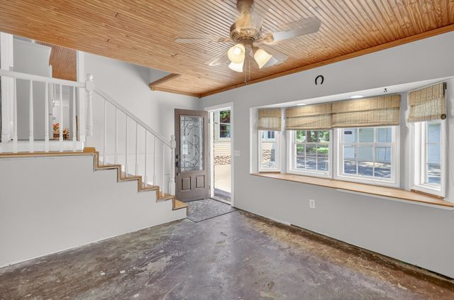 111 Countrywood Dr, Lebanon, TN 37087