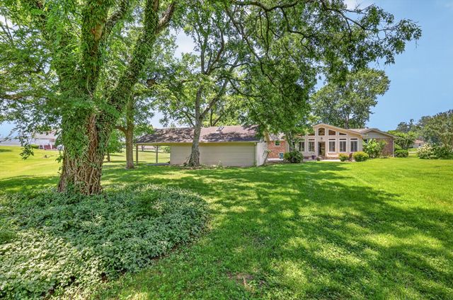 111 Countrywood Dr, Lebanon, TN 37087