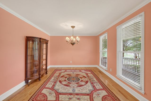 111 Countrywood Dr, Lebanon, TN 37087