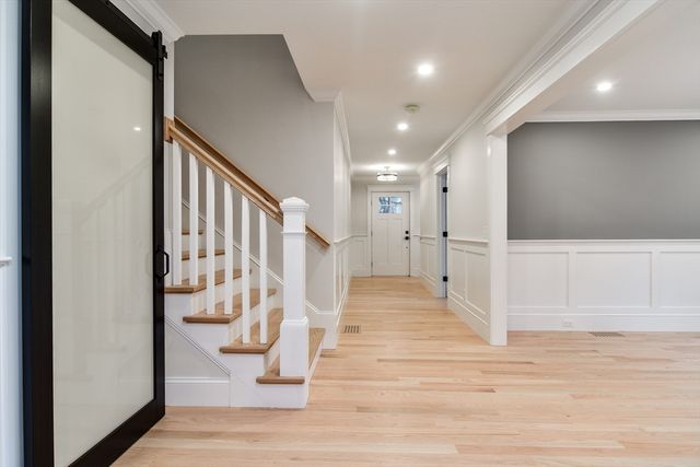 10 Nolin St, Natick, MA 01760