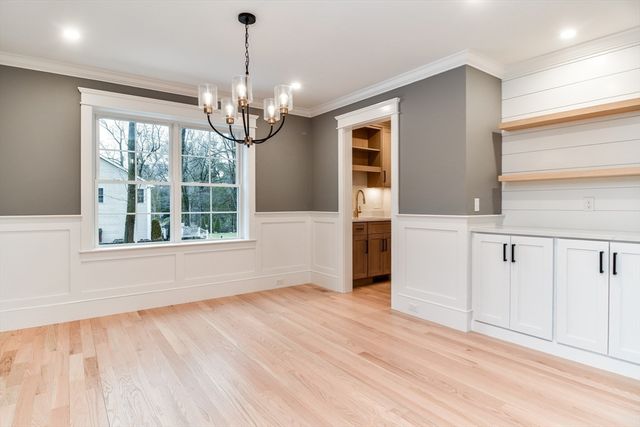 10 Nolin St, Natick, MA 01760