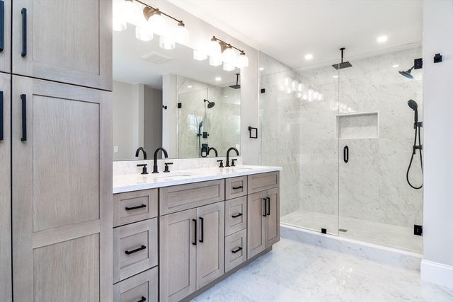 10 Nolin St, Natick, MA 01760