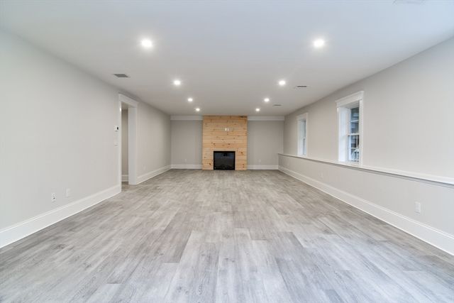 10 Nolin St, Natick, MA 01760