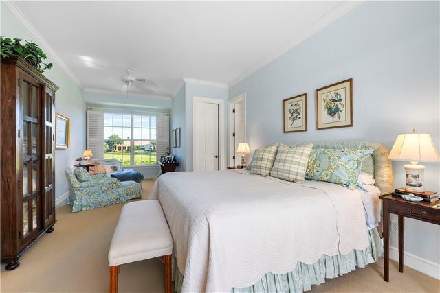 704 Grove Place, Vero Beach, FL 32963